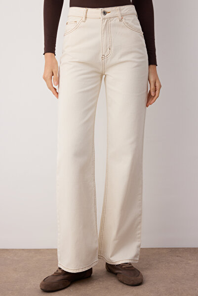 Trendyol Collection Ecru Džíny s vysokým pasem a širokými nohavicemi TWOAW24JE00274