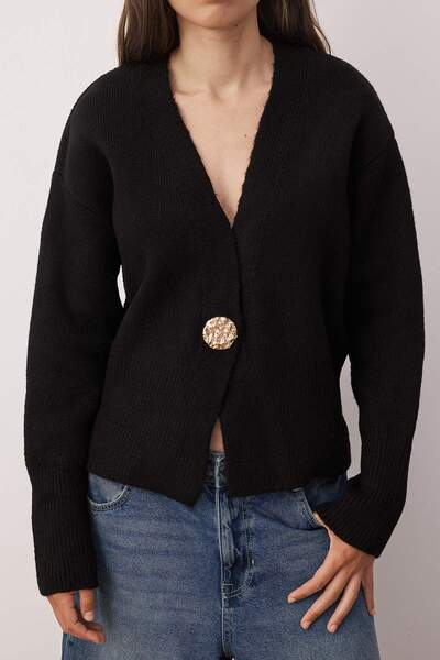 Trendyol Collection Black Soft Textured Button Detailed Knitwear Cardigan Twoaw26Hi00212