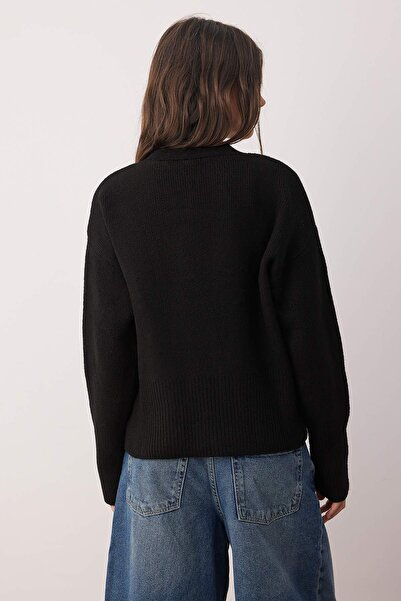 Trendyol Collection Black Soft Textured Button Detailed Knitwear Cardigan Twoaw26Hi00212