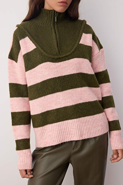 Trendyol Collection Pulover kaki cu dungi moale și texturate, tricotaj largi TWOAW26KZ00130