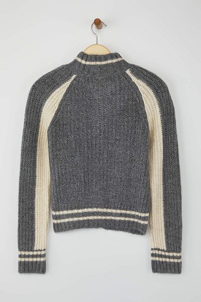 Trendyol Collection Tricotaj cu fermoar cu textura moale gri Cardigan TWOAW26HI00154
