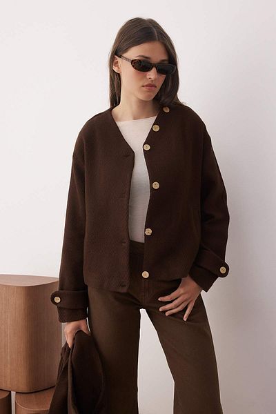 Trendyol Collection Brown Oversize Mold Detachable Shawl Detailed Cashmere Slim Jacket Coat Twoaw26Mo00117