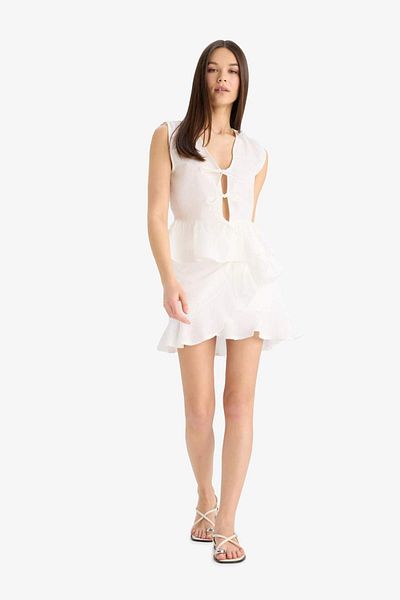 DeFacto Flounced Basic Plain Linen Mini Skirt C8847Ax24Sm