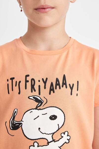 DeFacto Kız Çocuk Pijama Takımı Snoopy Kısa Kollu Üst Şort D1427A824SM