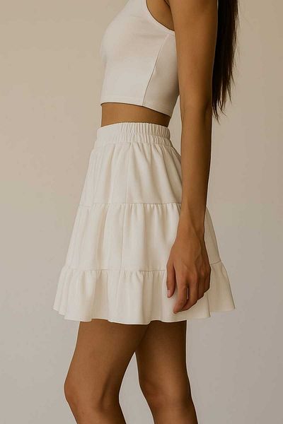 ŞIK VE MUTLU Ruffled Elastic Waist Shorts Skirt