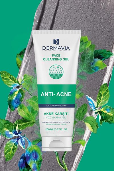 Dermavia جل غسول الوجه منظف البشرة خالي من العطور مع حمض الساليسيليك 200 مل - لجميع أنواع البشرة
