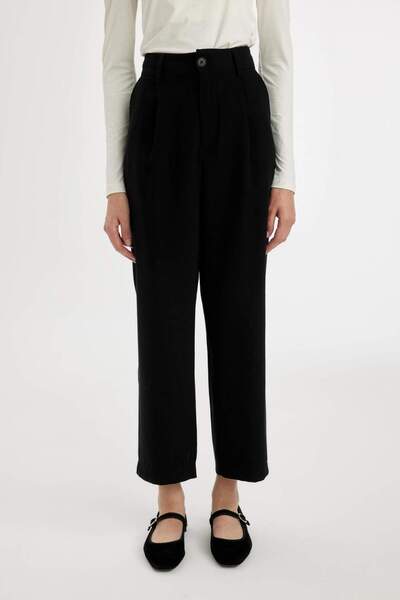 DeFacto High Waist Pocket Tapered Fit Short Leg Trousers D1201AX24SM