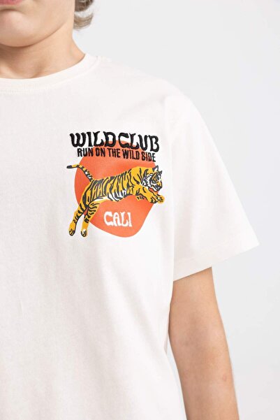 DeFacto Erkek Çocuk Bisiklet Yaka Nakışlı Kısa Kollu Tişört D0402A824SM