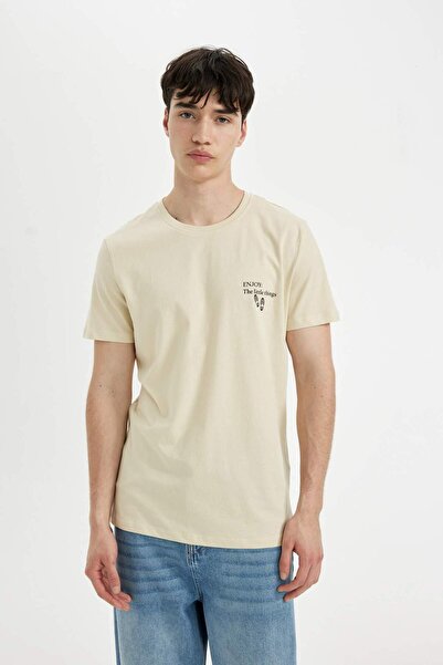 DeFacto %100 Pamuk Slim Fit Dar Kesim Bisiklet Yaka Baskılı Kısa Kollu Tişört C6912AX24SM