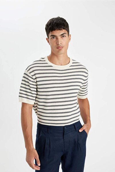 DeFacto 100% памук Relax Fit велосипедна яка с ленти и къси ръкави трикотажна тениска C7359AX24SM