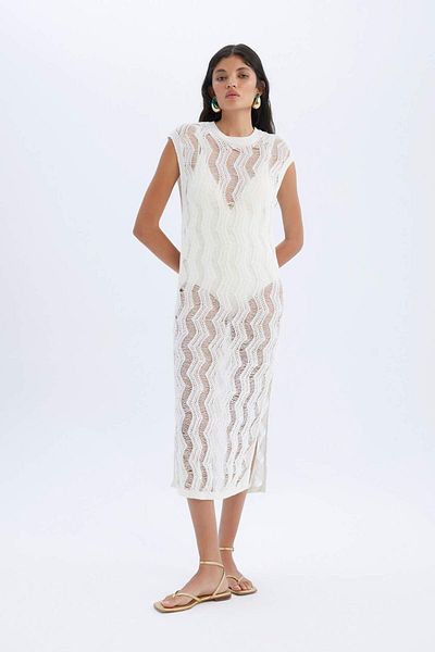 DeFacto Crew Neck Sleeveless Slit White Midi Knitwear Dress D3013Ax24Sm