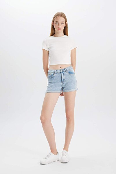 DeFacto Yüksek Bel Katlamalı Paça Jean Şort B9207AX24SM