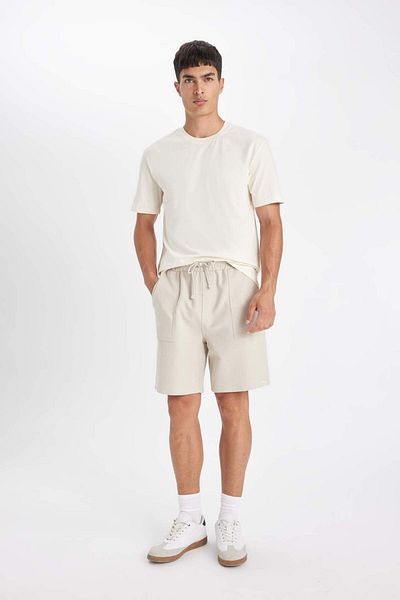 DeFacto 100% Cotton Slim Fit Tight-Fitting Flexible Waisted Basic Plain Shorts B1382Ax24Sm