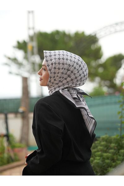 MONOOR Monogram Pattern Soft Scarf