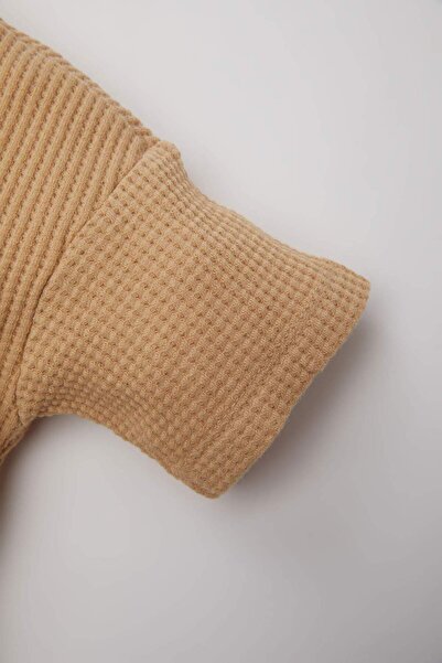 DeFacto Baby Boys 2db szett gofri rövid ujjú póló rövidnadrág C5249A524HS