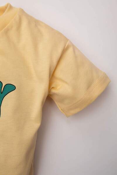 DeFacto Baby Boy 2-Piece Set Snoopy Short Sleeve T-Shirt Top Elastic Waist Shorts Bottom C6018A524Sm