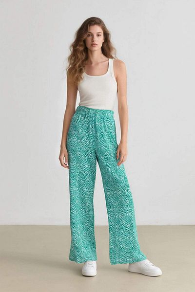 DeFacto Flexible und gemusterte Hose mit weitem Bein und Schlitz, C9161ax24sm