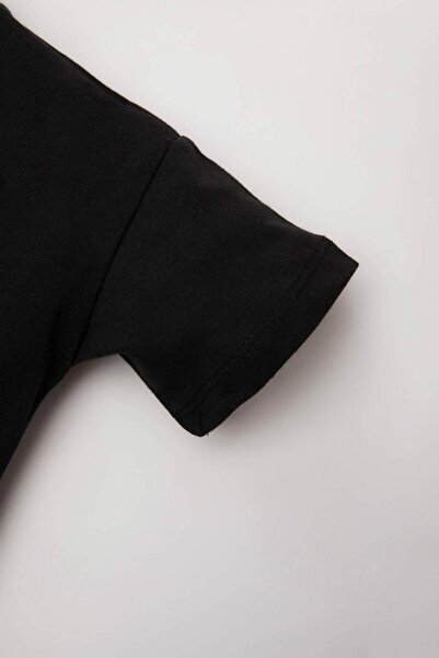 DeFacto Chlapecké tričko s krátkým rukávem a potiskem na zádech C5907A524SM