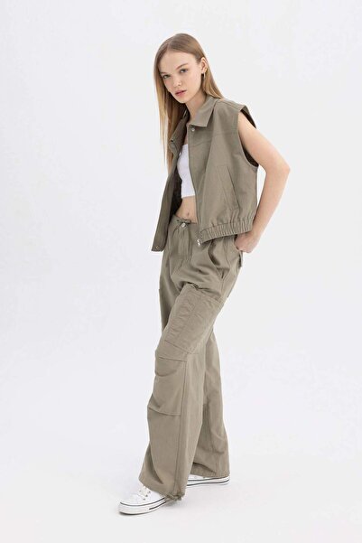 DeFacto Coool Parachute Gabardine Pants Wide Loose Leg with Lace-Up Waist and Pockets A6975Ax24Sm