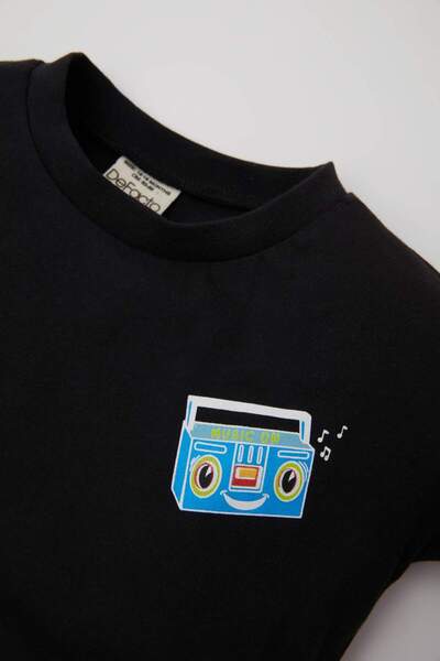 DeFacto Chlapecké tričko s krátkým rukávem a potiskem na zádech C5907A524SM