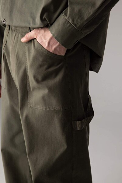 DeFacto Yazlık Gabardin Pantolon Straight Fit Bol Rahat Kesim Cepli Düz Paça B4089AX24SP