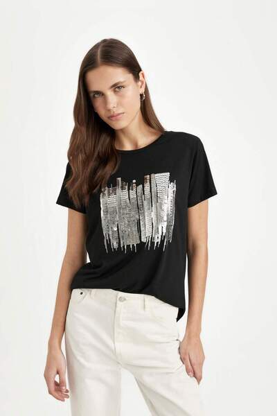 DeFacto Tričko Regular Fit Crew s krátkým rukávem C7730AX24SM