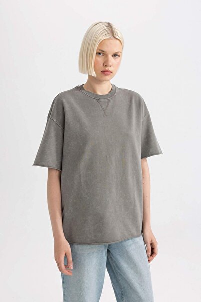 DeFacto Relax Fit Crew Neck Tričko s krátkým rukávem s vybledlým efektem C9587AX24SP