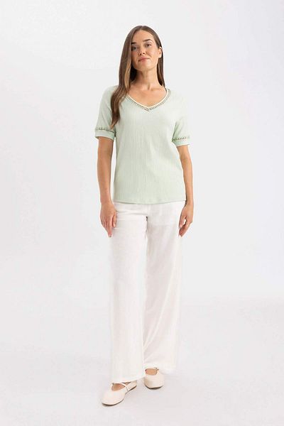 DeFacto V-Neck Short Sleeve T-Shirt C3964AX24SP