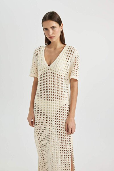 DeFacto V Yaka Kısa Kollu Triko Örgü Plaj Elbisesi-Fall in Love C6138AX24SM