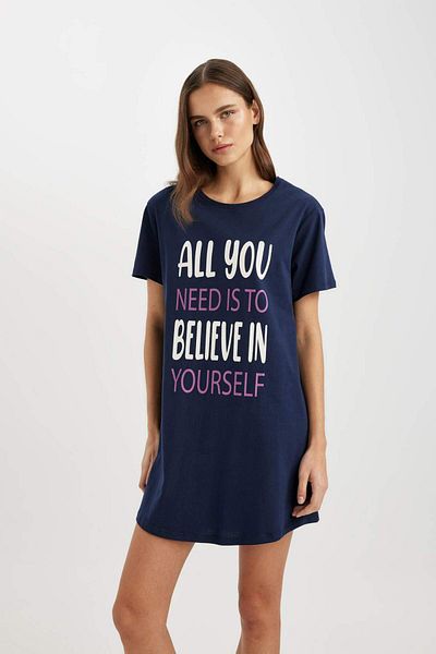 DeFacto Fall in Love Crew Neck Short Sleeve Nightgown B6191AX24SP
