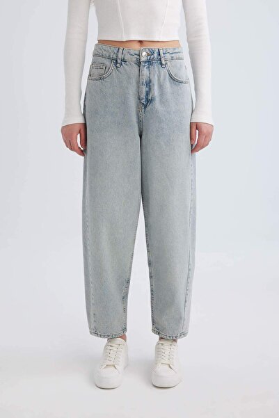 DeFacto Carrot Fit magas derekú boka hosszúságú Jean mosható nadrág B8252AX24SP