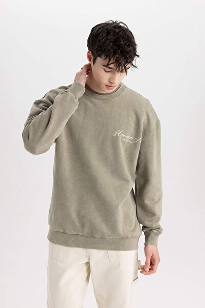 DeFacto Comfort Regular Fit Rahat Kalıp Bisiklet Yaka Sırt Baskılı Sweatshirt C1665AX24SP
