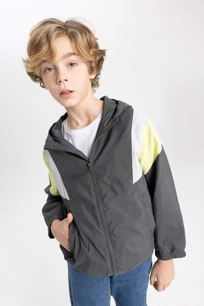 DeFacto Boys Windproof Hooded Raincoat B1850A824SP
