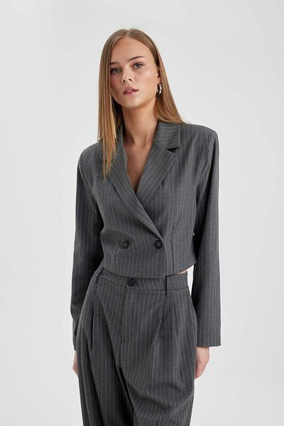 DeFacto Striped Double Breasted Collar Button Closure Short Blazer Jacket B0895Ax24Sp