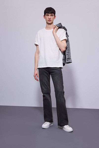 DeFacto Flayer Fit Jeanshose mit weitem Bein B8325ax24sm