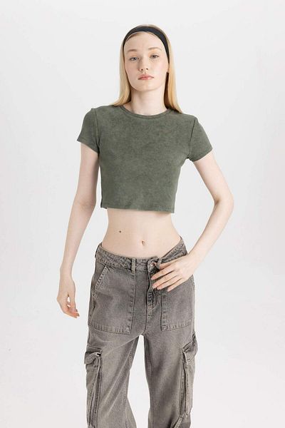 DeFacto Cool Fitted Washed Faded Effect Basic Short Sleeve T-Shirt B9295Ax24Sm