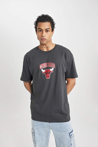 DeFacto DeFactoFit NBA Chicago Bulls Boxy Fit Crew λαιμόκοψη κοντομάνικο μπλουζάκι B3924AX24SP