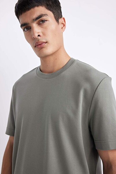 DeFacto 100% Cotton Oversize Wide Fit Crew Neck Short Sleeve Heavy Fabric Basic Plain T-Shirt A7808Ax24Sp