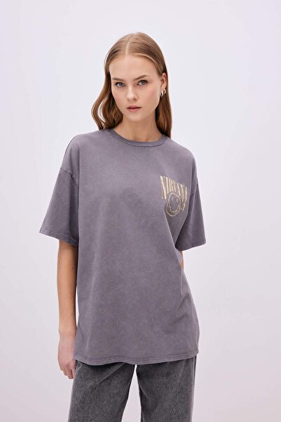 DeFacto Nirvana Oversize Wide Fit Crew Neck Short Sleeve Washed Faded Effect T-Shirt C3767Ax24Sm