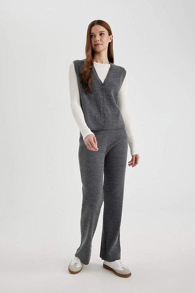 DeFacto Straight Fit Knitwear Trousers C2087ax24sp