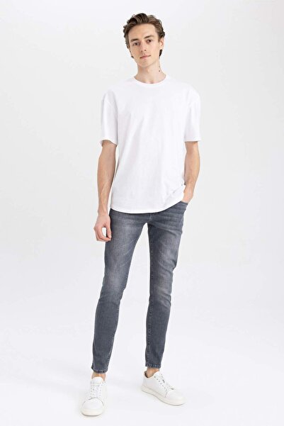 DeFacto Carlo Skinny Fit Ekstra Dar Kalıp Normal Bel Ekstra Dar Paça Jean Pantolon A2140AX24SP