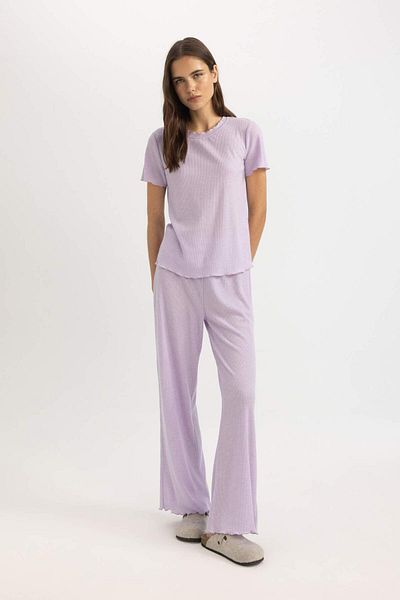 DeFacto Regular Fit Crew Neck Casual Short Sleeve Pajama Top-Fall in Love B6701Ax24Sp