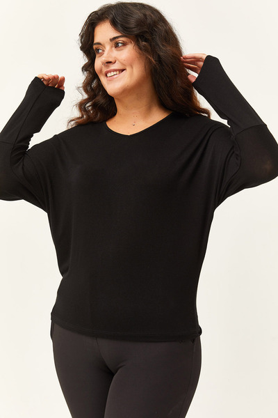 Ebsumu Women's Plus Size Black Blouse with Back Hoop Detail
