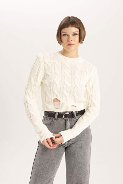 DeFacto Crop Bisiklet Yaka Saç Örgülü Yırtık Triko Kazak C2016AX23CW