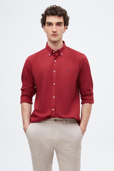 D'S Damat Ds Groom Slim Fit Claret Red Oxford Cămașă din bumbac cu guler cu nasturi, ușor de călcat, cu detaliu de broderie