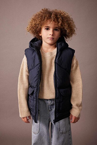 DeFacto Boy's Hooded Fleece-Lined Puffer Vest A2524A823Wn