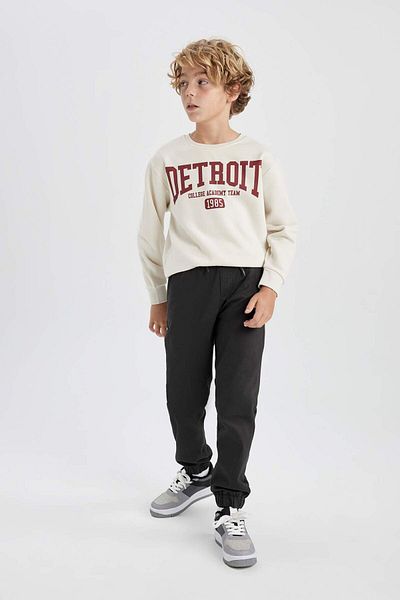 DeFacto Boy's Jogger Leg Gabardine Trousers A9396A823Wn