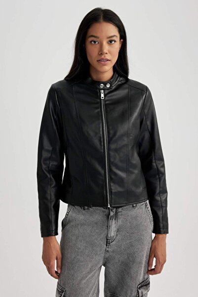 DeFacto Water Repellent Regular Fit Zipper Closure Pocket Short Faux Leather Jacket A0968Ax23Au