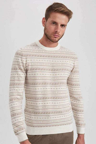 DeFacto Pulover de tricotaj cu decolteu crew cu model standard, croiala normala Y0609AZ23WN