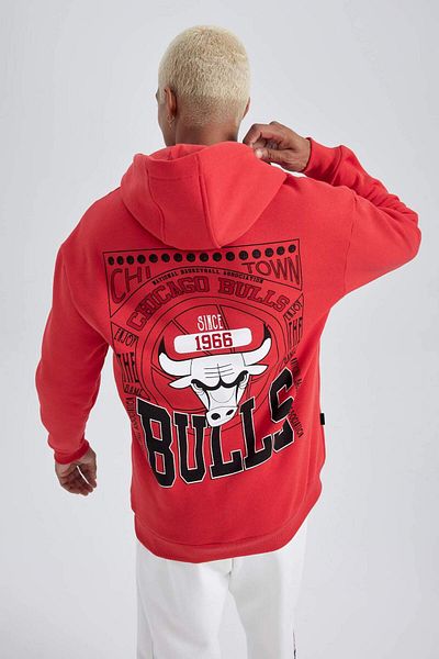 DeFacto Defactofit Nba Chicago Bulls Boxy Fit Hooded Thick Sweatshirt Z4629Az23Au